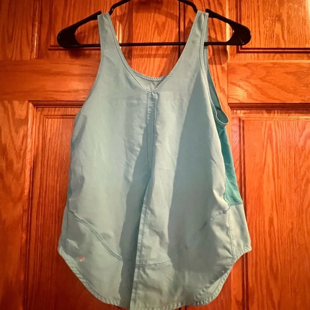 Lululemon - Lululemon Run - Featherweight Singlet